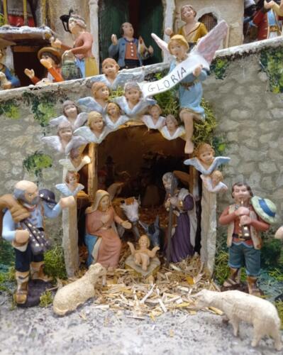 Francesco-Morelli-Presepe-nel-palazzo-Mirabelli-di-Amantea-1-R