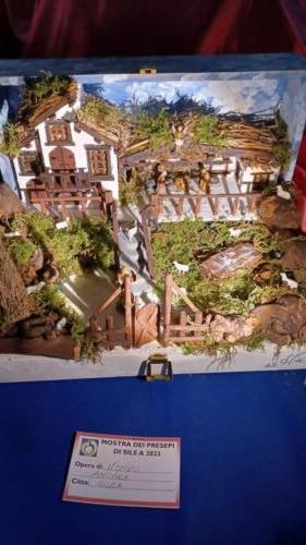 alcuni-Presepi-mostra-Silea-TV-13-FILEminimizer